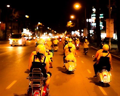 Vespa saigon luxury travel